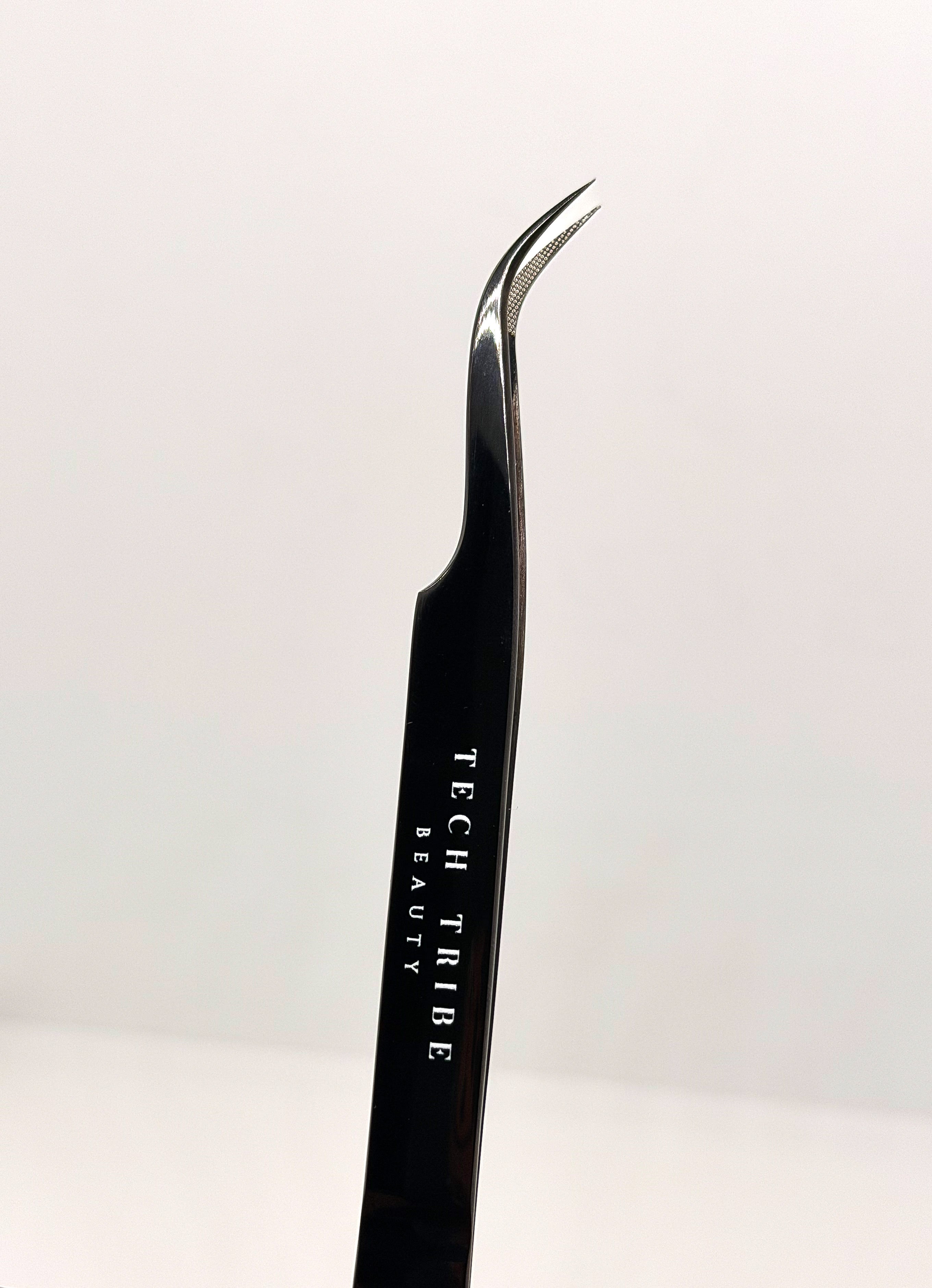 Tech Tribe’s Curved Tweezers