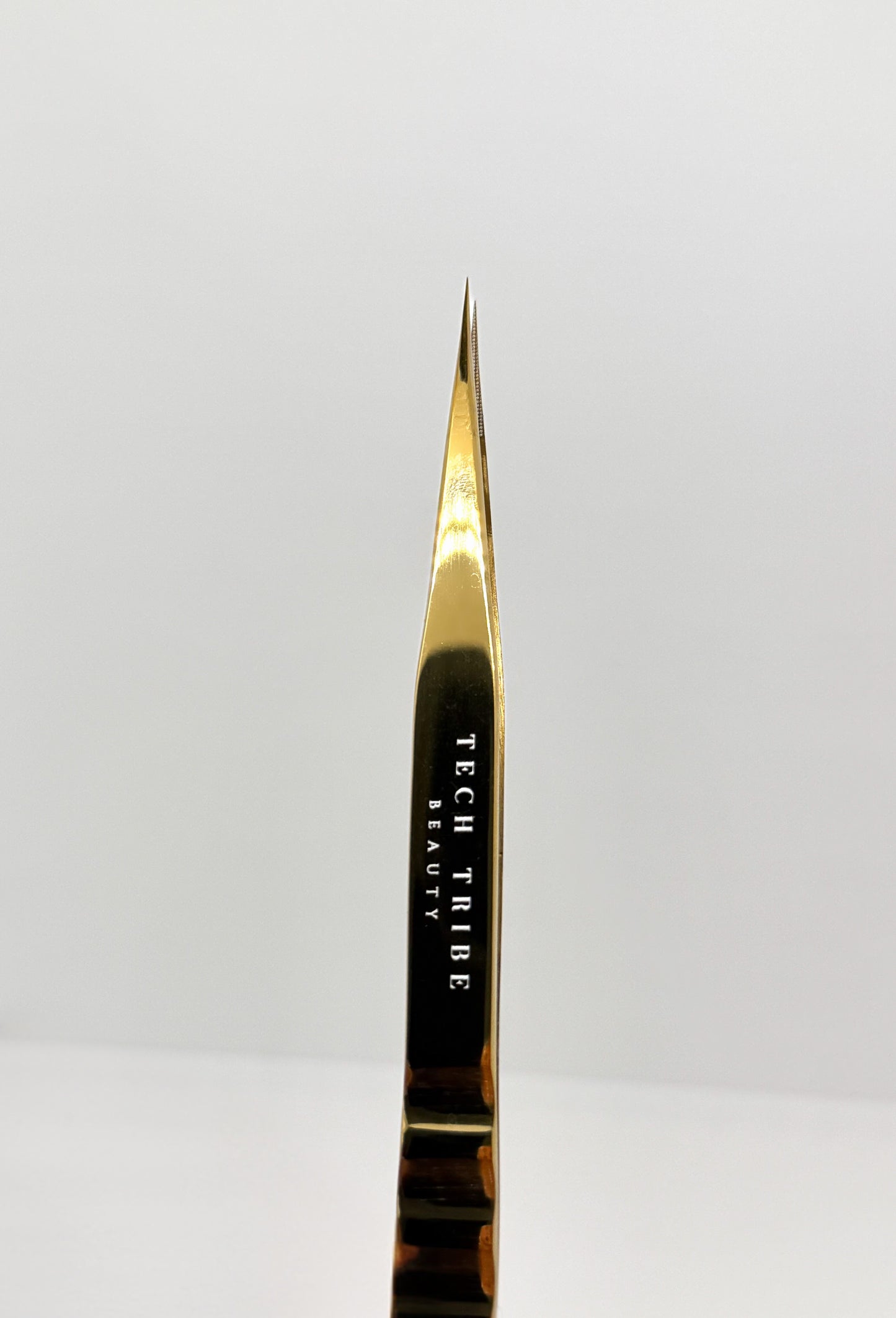 Tech Tribe’s Straight Tweezers